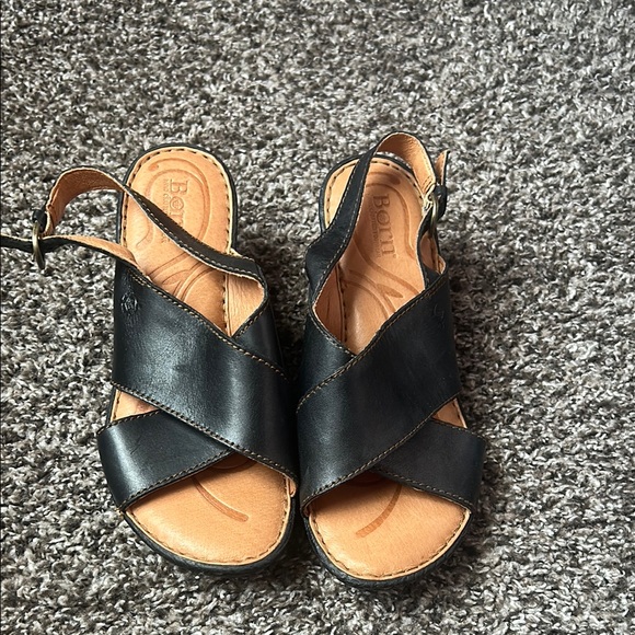 Born Shoes - Born Women's Black Leather Sandals